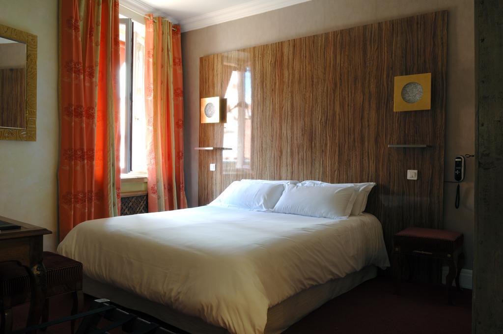 Hostellerie Jerome La Turbie Pokoj fotografie